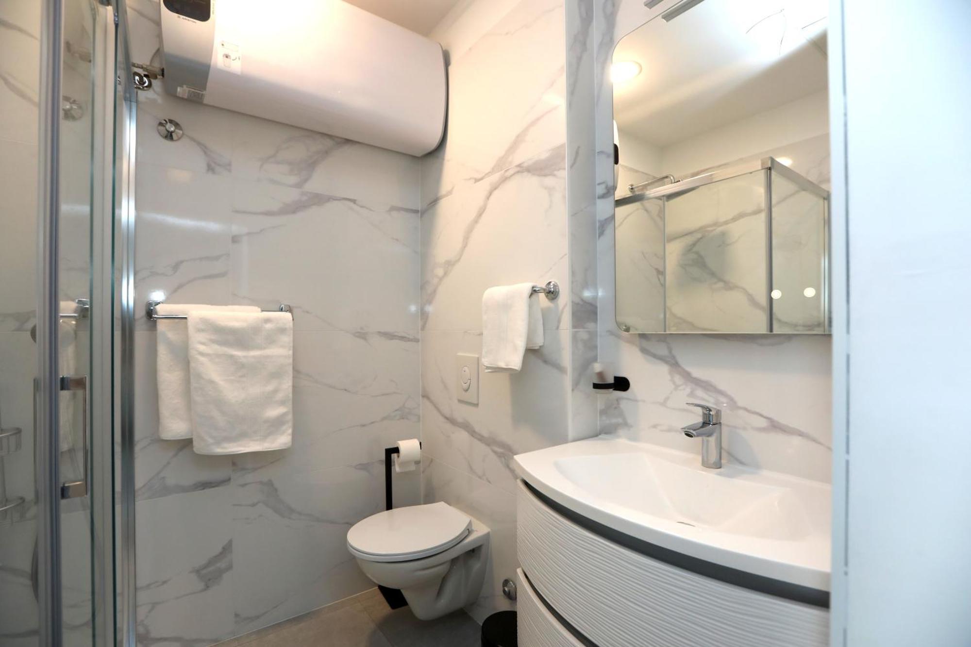 D R Apartments Šibenik Dış mekan fotoğraf