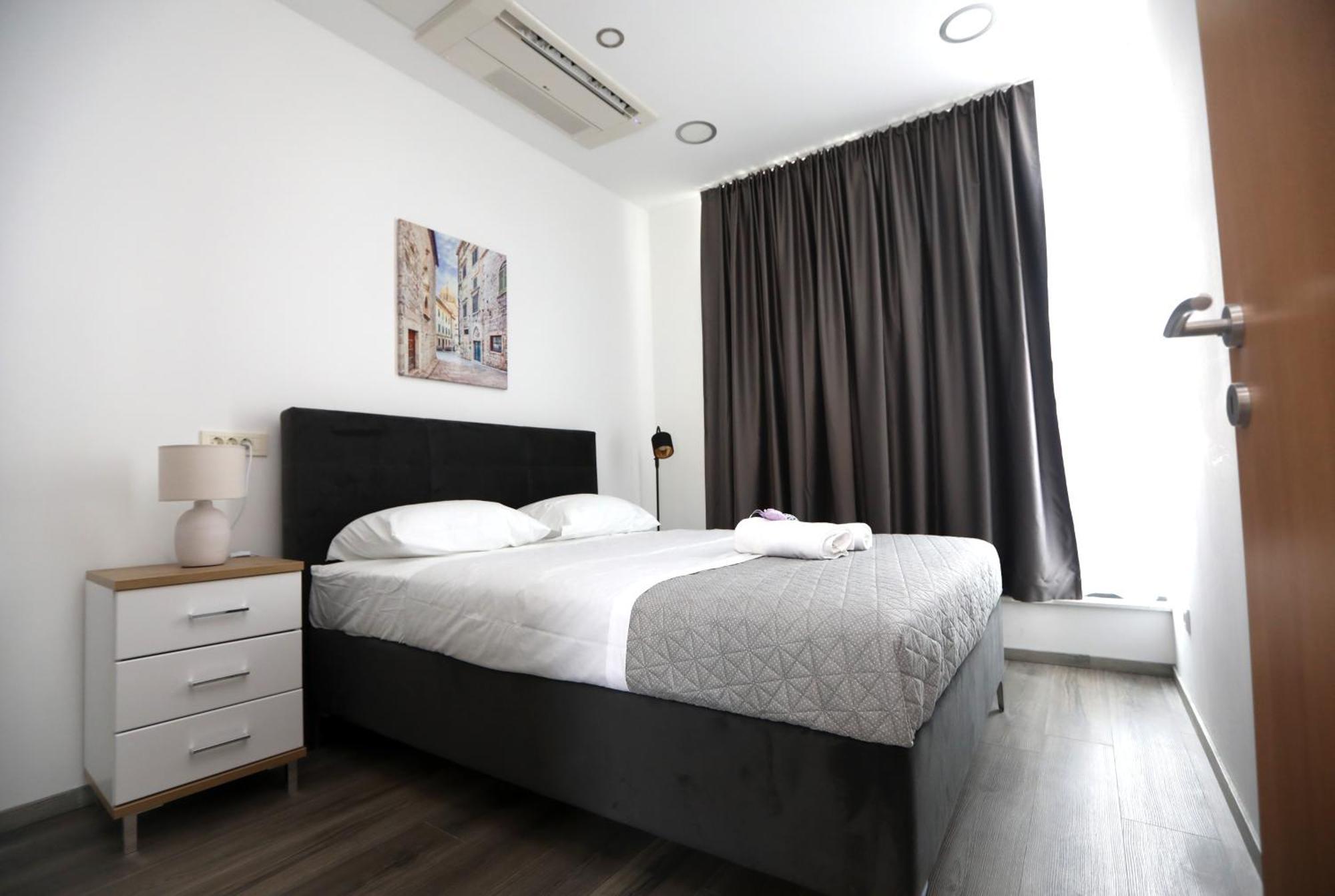 D R Apartments Šibenik Dış mekan fotoğraf