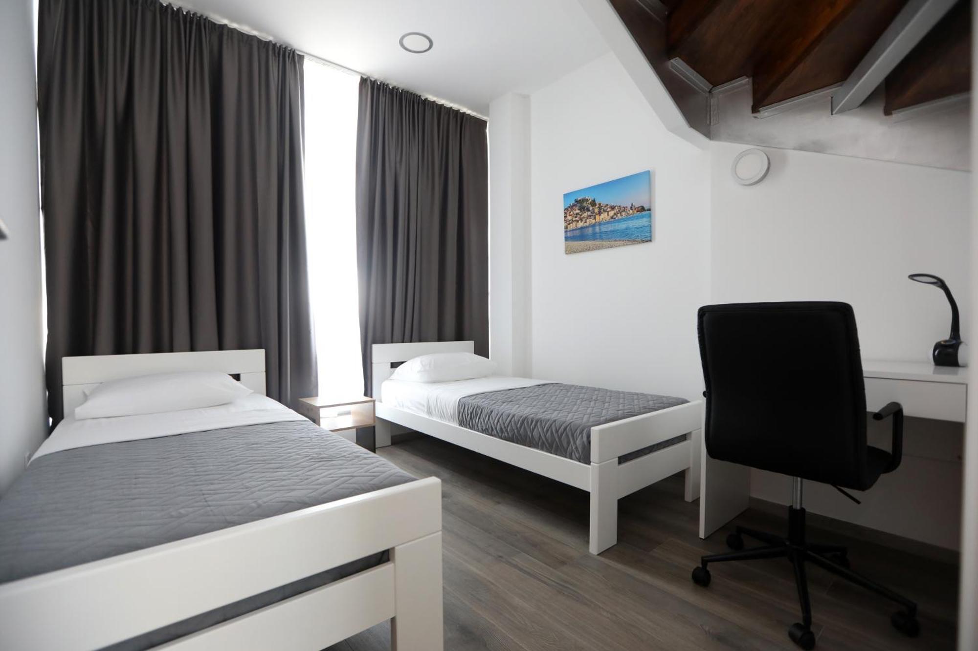 D R Apartments Šibenik Dış mekan fotoğraf