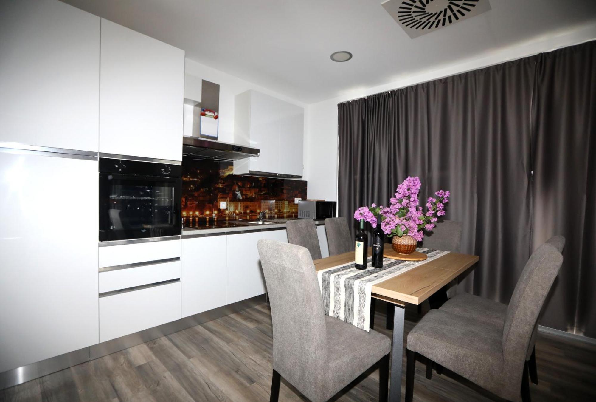 D R Apartments Šibenik Dış mekan fotoğraf