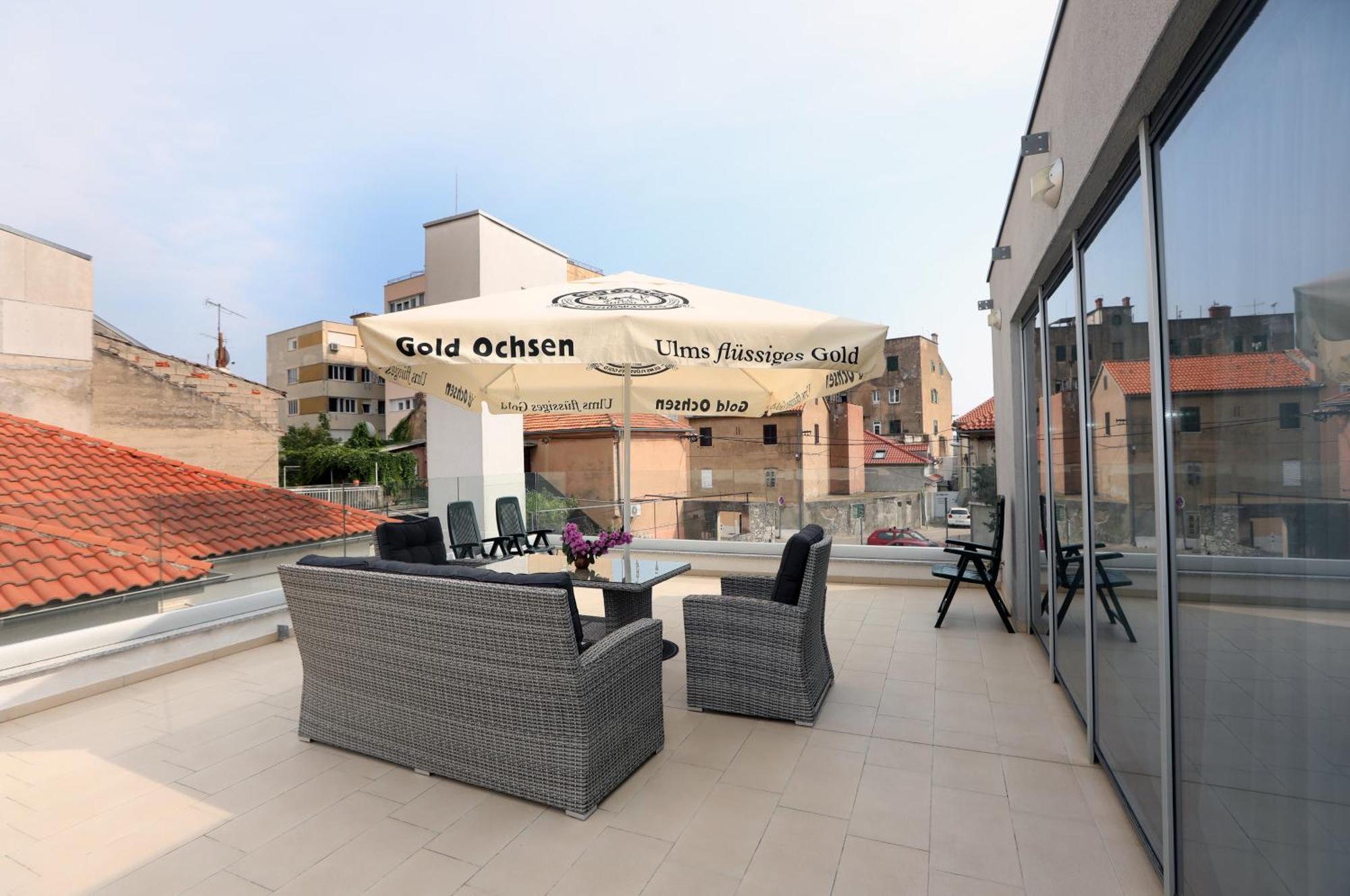 D R Apartments Šibenik Dış mekan fotoğraf